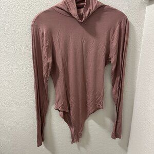 Fashion Nova Mauve Turtleneck Bodysuit Size Medium